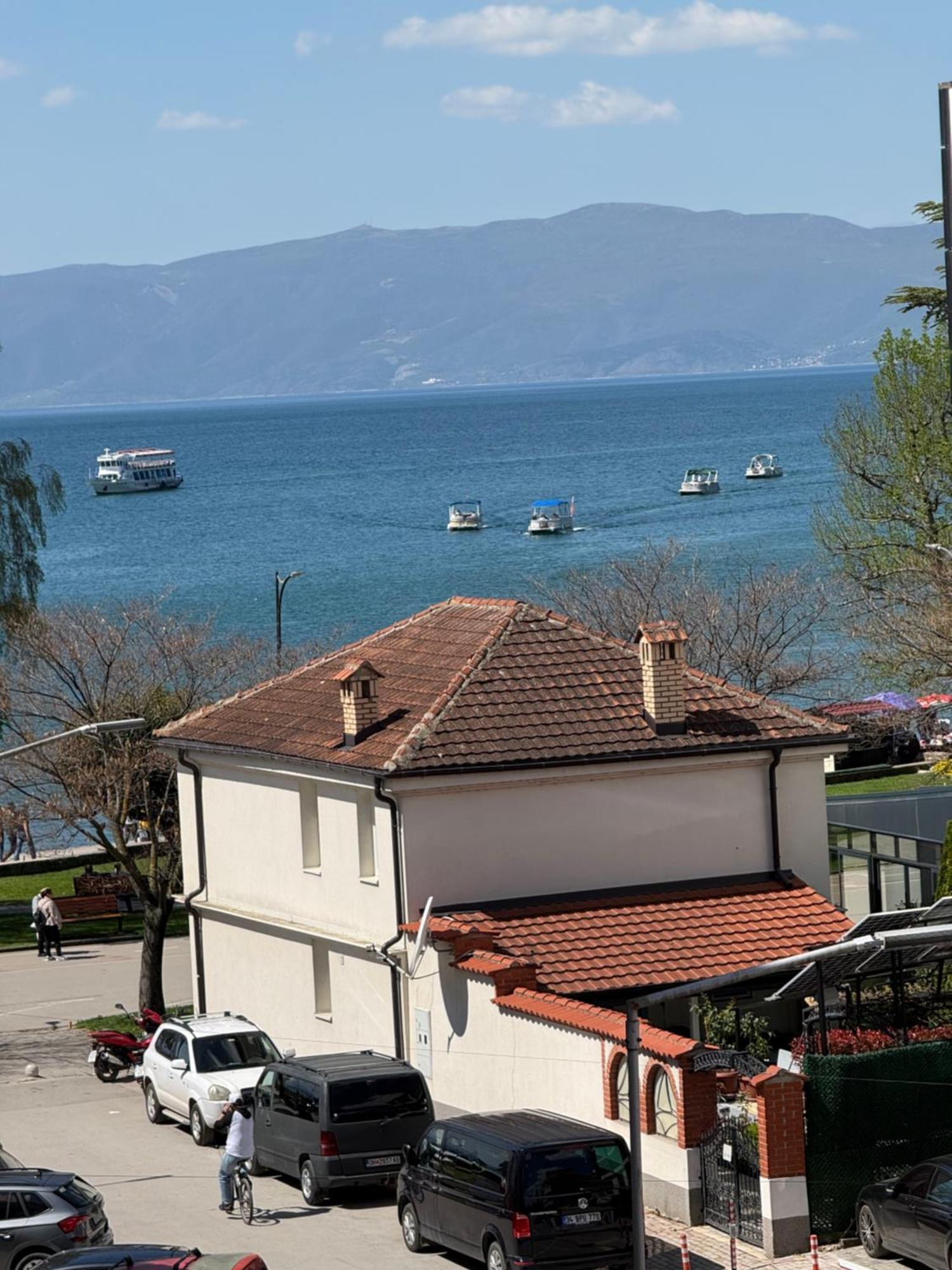 Exclusive Apartments With Lake View Ohrid Extérieur photo