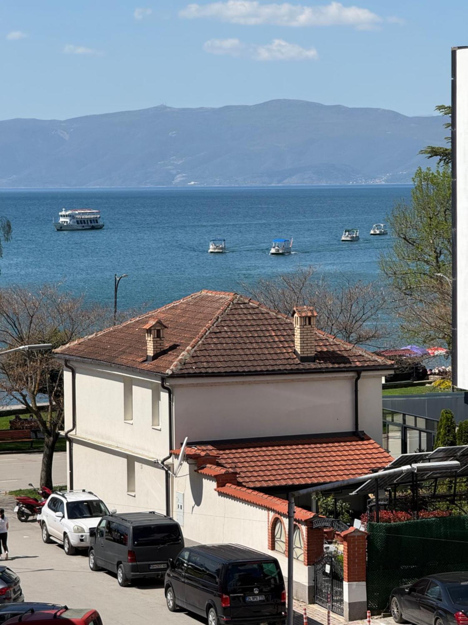 Exclusive Apartments With Lake View Ohrid Extérieur photo